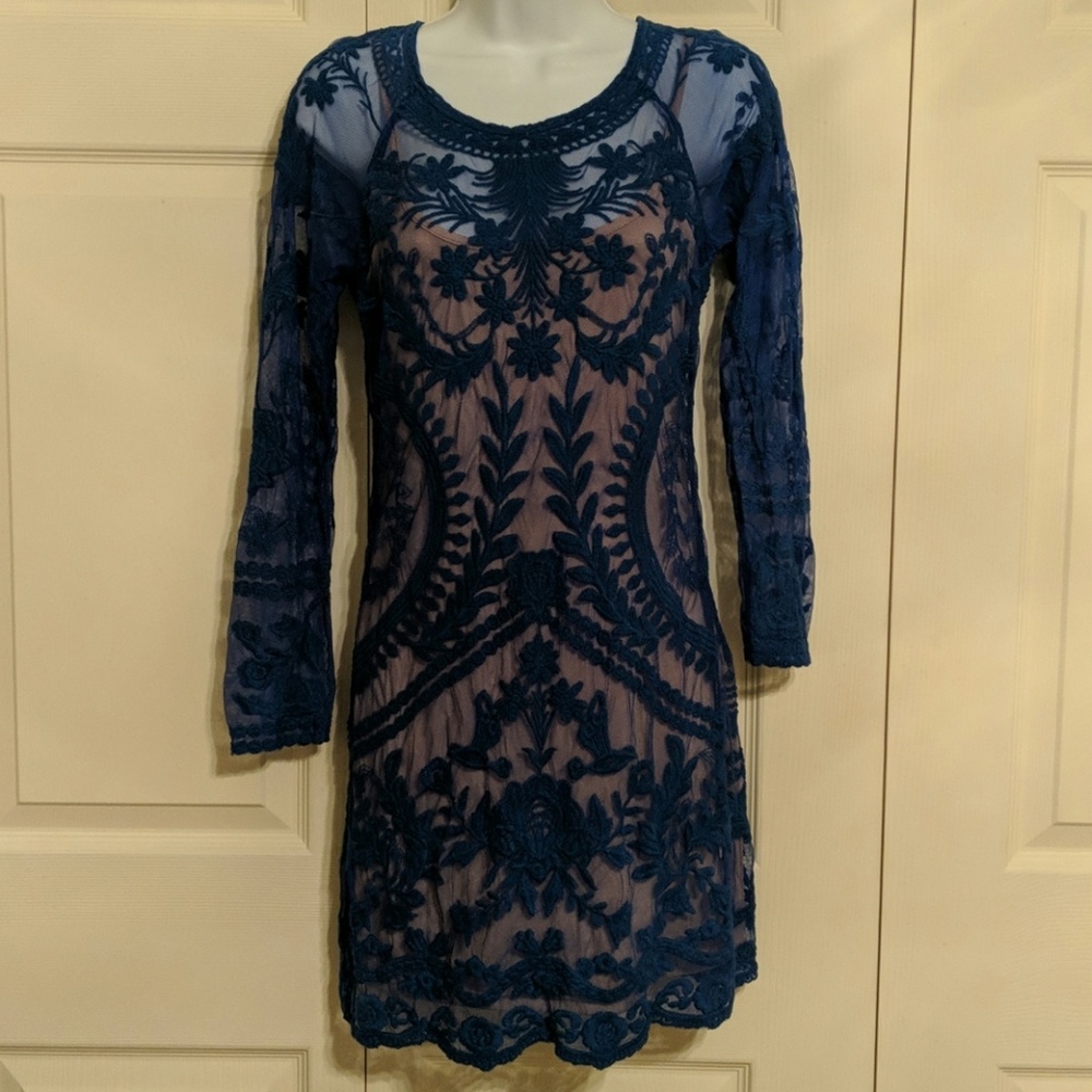 NWT Goldie London long sleeve lace dress blue S